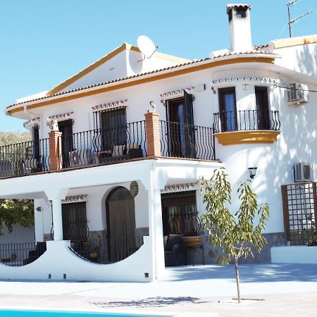 Casa De Las Montanas Villanueva del Trabuco Luaran gambar
