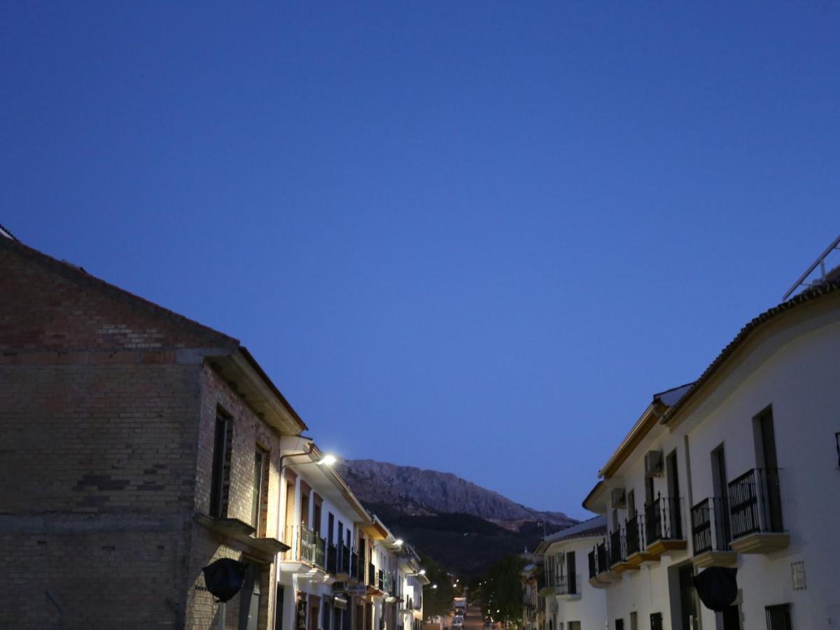 Casa De Las Montanas Villanueva del Trabuco Luaran gambar
